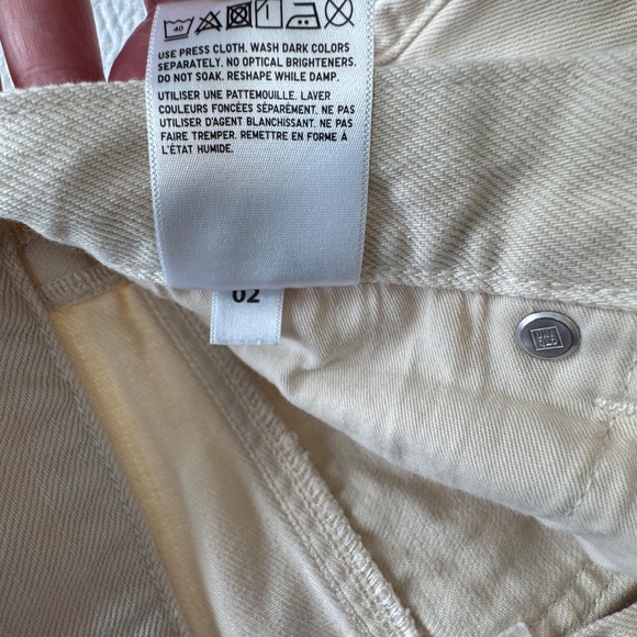 Uniqlo Low Rise Baggy Jeans in Natural Colour, Size W24 L31 - Picture 9 of 9